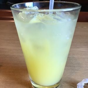 Meet your Posher, Becca